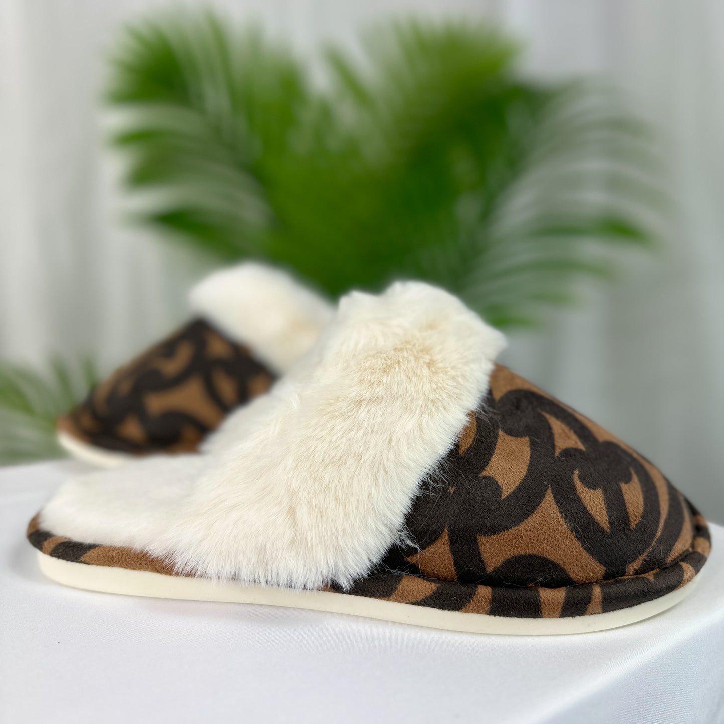 Slippers - (Tan - Maori Design)